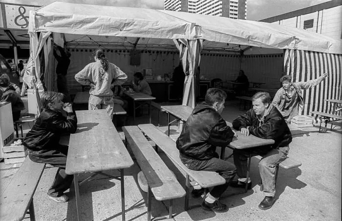 Framed Print : Germany, Berlin, 22 May 1991, snack bar in Marzahn
