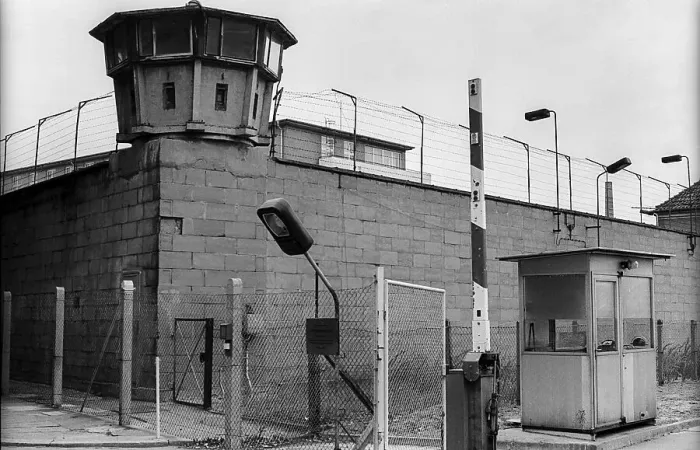Framed Print : Germany, Berlin, 25.09.1991, former Stasi building in Hohenschoenhausen