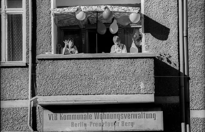 Framed Print : Germany, Berlin, 27 July 1991, Stargarder Strasse