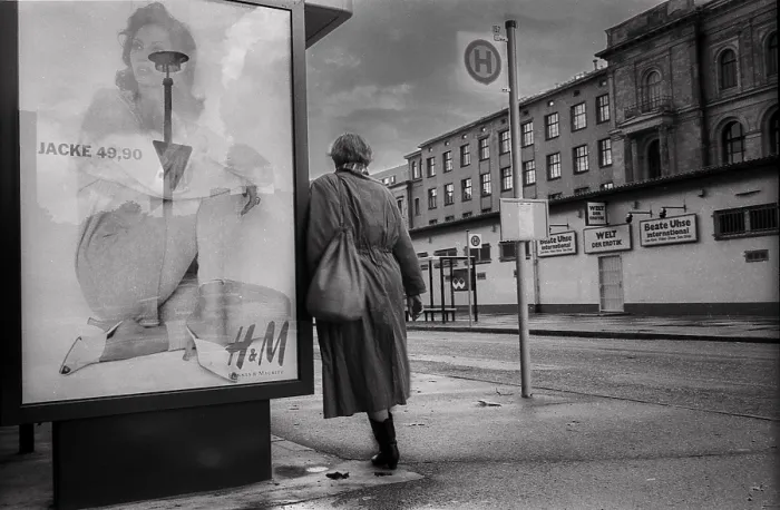 Framed Print : Germany, Berlin, 5.9.1992, bus stop