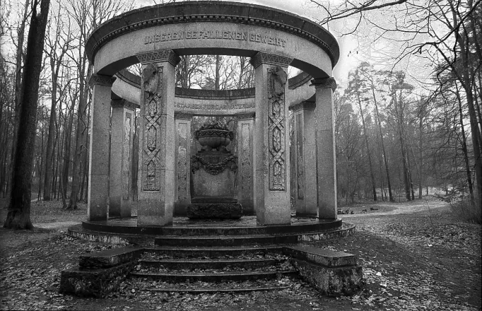 Framed Print : Germany, Eberswalde, 25.03.1992 Framed Print : Germany, Eberswalde, 25.03.1992
