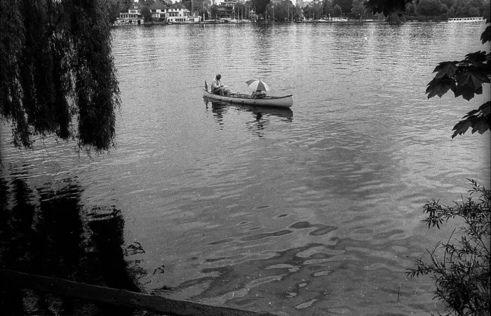 Framed Print : Germany, Hamburg, 03.06.1991, Canoe with parasol on the Alster