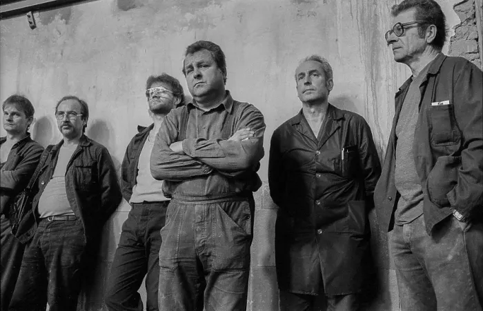 Framed Print : Germany, Kahla, 20.12.1991, Kahla porcelain factory, workforce (workers) at the works meeting, Europe Framed Print : Germany, Kahla, 20.12.1991, Kahla porcelain factory, workforce (workers) at the works meeting, Europe