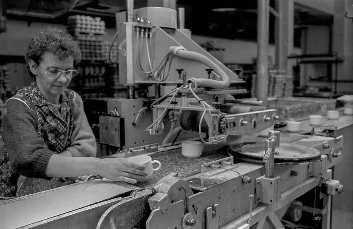 Framed Print : Germany, Kahla, 20.12.1991, Porzellanwerk Kahla, worker in cup production, Europe Framed Print : Germany, Kahla, 20.12.1991, Porzellanwerk Kahla, worker in cup production, Europe