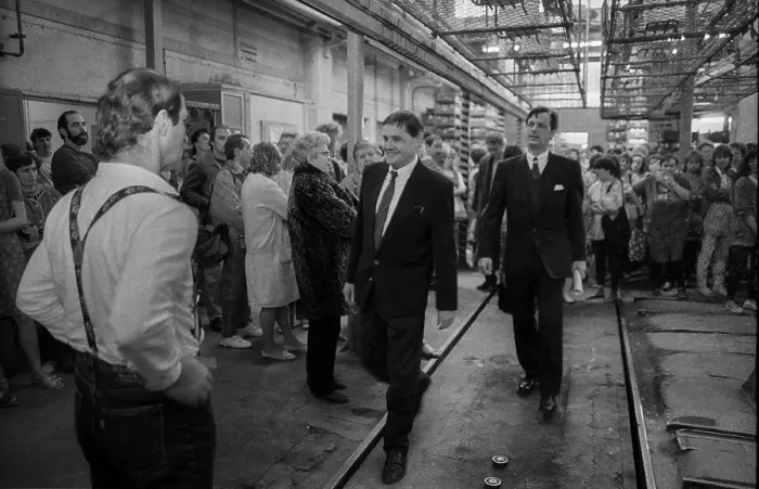 Framed Print : Germany, Kahla, 20.12.1991, Porzellanwerk Kahla, works meeting, reception, on the right: works manager Hoffmann, Europe