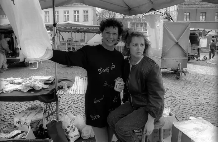 Framed Print : Germany, Perleberg, 30.04.1992, Market stall on the market square of Perleberg, two saleswomen, Europe