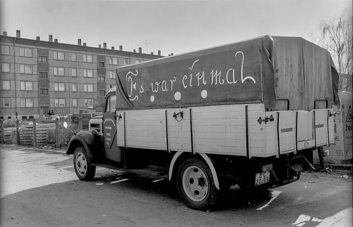 Framed Print : Germany, Werder, 29.03.1991, old GDR lorry with the inscription Framed Print : Germany, Werder, 29.03.1991, old GDR lorry with the inscription