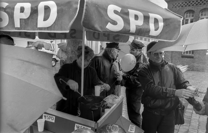 Framed Print : Germany, Wittstock, 14.11.1992