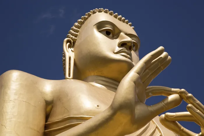 Framed Print : Giant Golden Buddha statue at Dambulla cave temple complex Framed Print : Giant Golden Buddha statue at Dambulla cave temple complex
