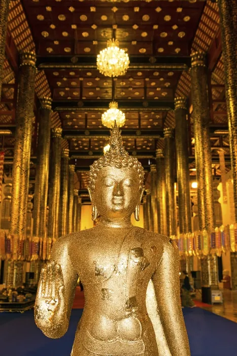 Framed Print : Gilded Buddha at the entrance of Wat Chedi Luang Temple