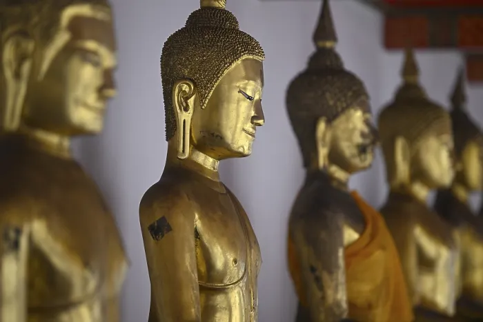Framed Print : Gilded Buddha statues in Wat Pho Framed Print : Gilded Buddha statues in Wat Pho