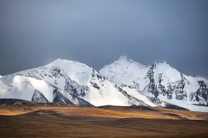 Framed Print : Glaciated and snow-capped mountains Framed Print : Glaciated and snow-capped mountains