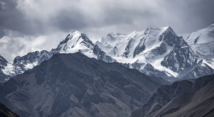 Framed Print : Glaciated and snow-covered mountain peaks