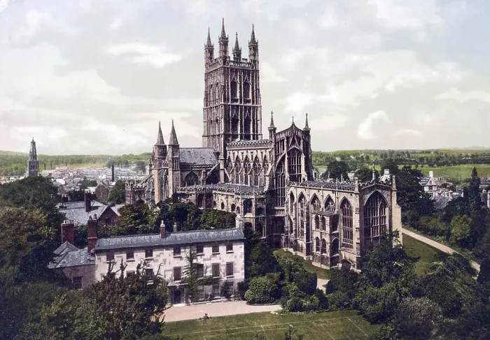 Framed Print : Gloucester Cathedral Church of The Holy and Indivisible Trinity