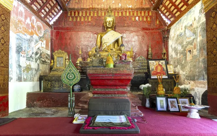 Framed Print : Golden Buddha statue, Bhumispara-mudra Framed Print : Golden Buddha statue, Bhumispara-mudra