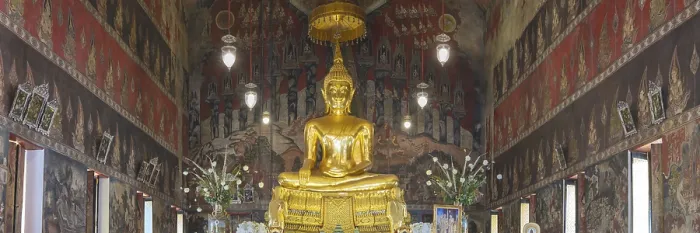 Framed Print : Golden Buddha statue with Bhumispara mudra Framed Print : Golden Buddha statue with Bhumispara mudra