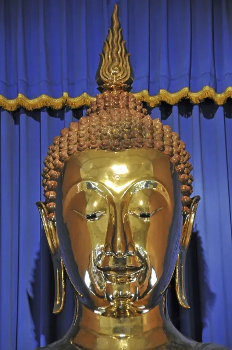 Framed Print : Golden Buddha statue, Wat Traimitr Framed Print : Golden Buddha statue, Wat Traimitr