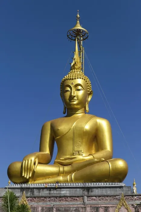 Framed Print : Golden Buddha, Wat Phra Chao Tai Yai Ong Tue temple