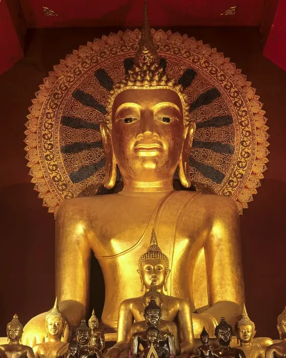 Framed Print : Golden Buddha in Wat Phra Sing Temple