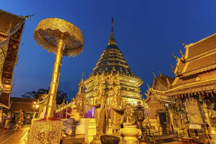 Framed Print : Golden Chedi of the Buddhist temple complex Wat Phra That Doi Suthep