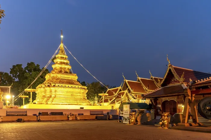 Framed Print : The golden chedi of the Buddhist temple Wat Phra That Si in Chom Thong at dusk Framed Print : The golden chedi of the Buddhist temple Wat Phra That Si in Chom Thong at dusk
