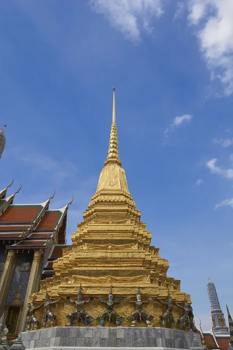Framed Print : Golden Chedi at Wat Phra Kaew, Grand Palace