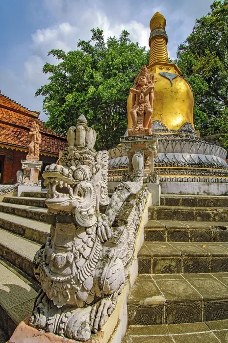 Framed Print : Golden stupa Buddhist element building symbol for Buddha and his teaching Dharma