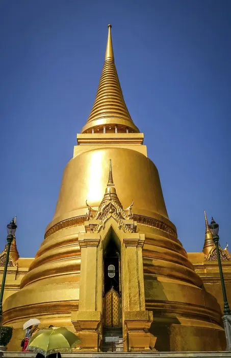 Framed Print : Golden Stupa in the Grand Palace complex in Bangkok