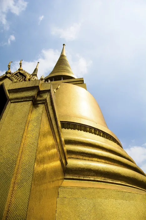 Framed Print : Golden stupa in the temple Wat Phra Khaeo