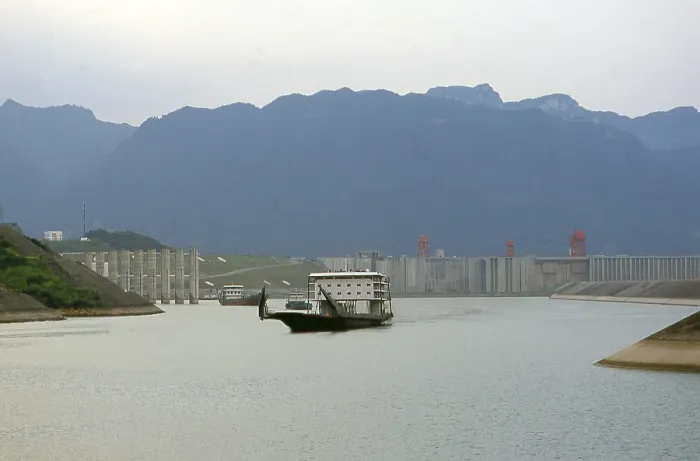 Framed Print : The Three Gorges or Yangtze Gorges span from the western-upriver cities of Fengjie