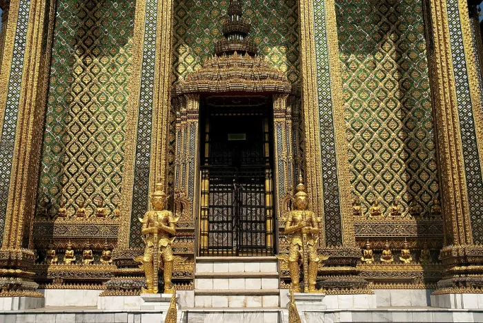 Framed Print : Grand palace buddhist temple bangkok thailand