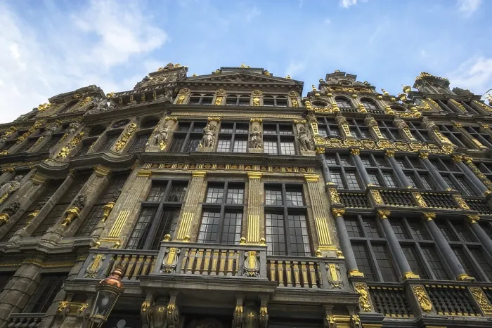 Framed Print : The grand place in brussels, belgium viewed from central square