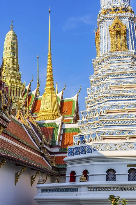 Framed Print : The Grand Royal Palace, Wat Phra Kaeo Buddhist Temple Framed Print : The Grand Royal Palace, Wat Phra Kaeo Buddhist Temple