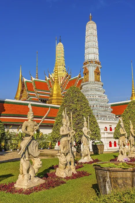 Framed Print : The Grand Royal Palace, Wat Phra Kaeo Buddhist Temple Framed Print : The Grand Royal Palace, Wat Phra Kaeo Buddhist Temple