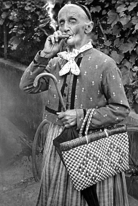 Framed Print : Grandma smokes cigar, 1920s, Germany, Europe Framed Print : Grandma smokes cigar, 1920s, Germany, Europe