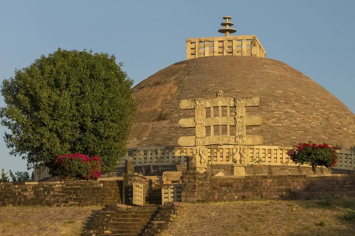 Framed Print : The Great Sanchi Stupa, Stupa 1 Framed Print : The Great Sanchi Stupa, Stupa 1