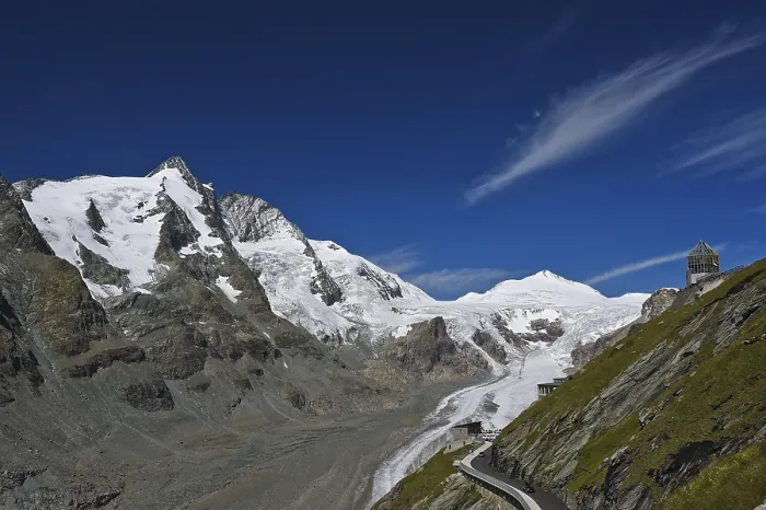 Framed Print : GroBglockner, Pasterze and Swarovski-Warte Gro?glockner Framed Print : GroBglockner, Pasterze and Swarovski-Warte Gro?glockner