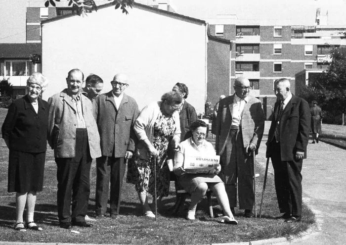 Framed Print : This group of pensioners, seen here on 18 August 1971 in Dortmund Framed Print : This group of pensioners, seen here on 18 August 1971 in Dortmund