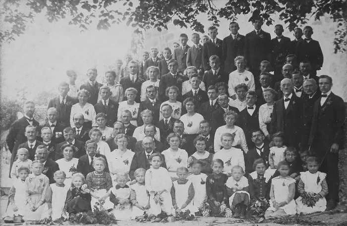 Framed Print : Group portrait of an extended family at a family celebration