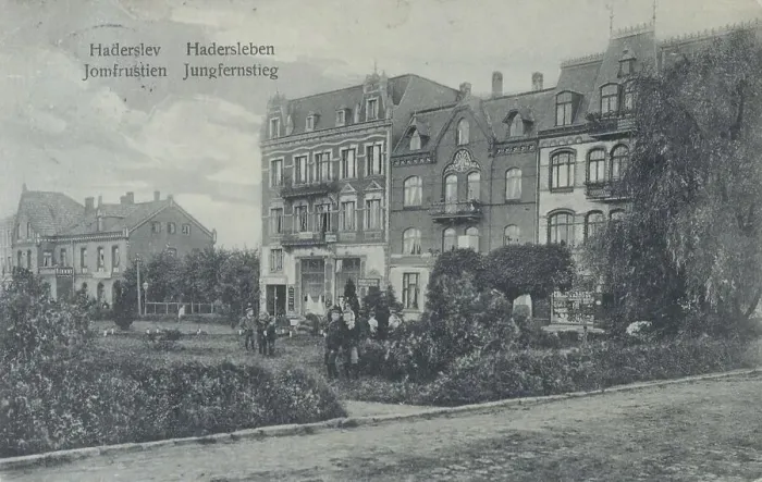 Framed Print : Hadersleben, Jungfernstieg, Haderslev