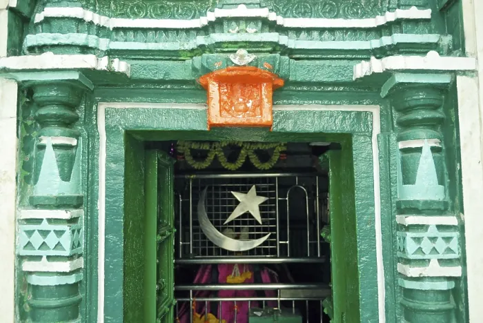 Framed Print : Hajrat Peer Shahjamal Babujamal Dargah Sharif