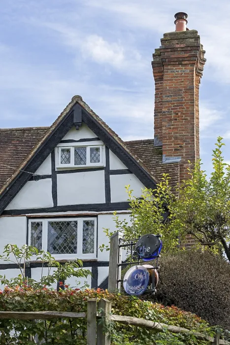 Framed Print : Half-timbered house, chimney, Upper Beeding