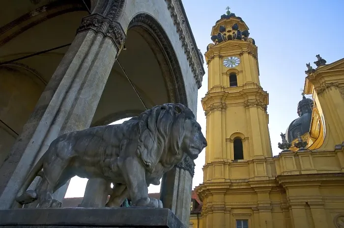 Framed Print : Hall of the Comanders with sculpture of a lion in front of Theatiner Church St