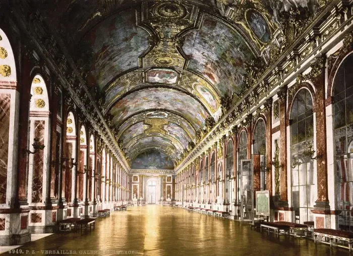 Framed Print : Hall of Mirrors in Versailles, France Framed Print : Hall of Mirrors in Versailles, France