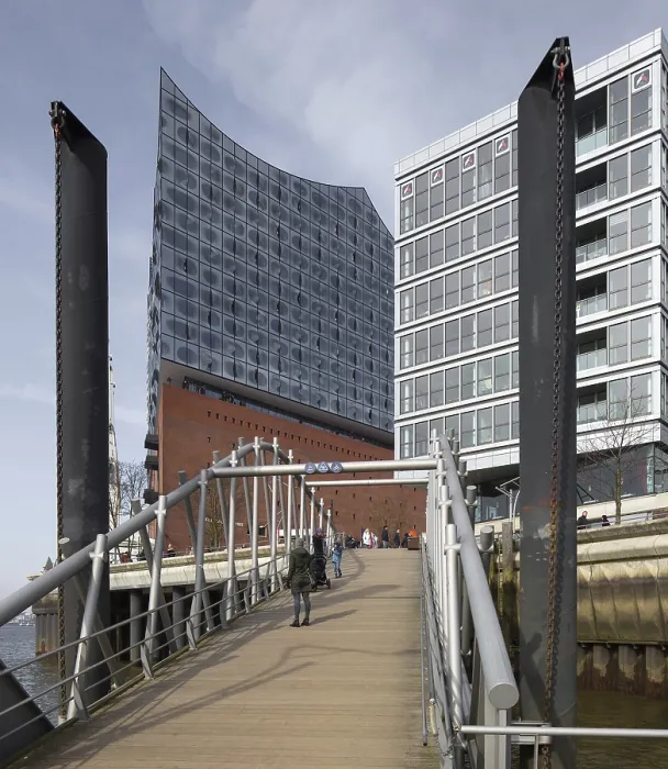 Framed Print : Hamburg, Elbphilharmonie, partial view from east right New building on Kaiserkai