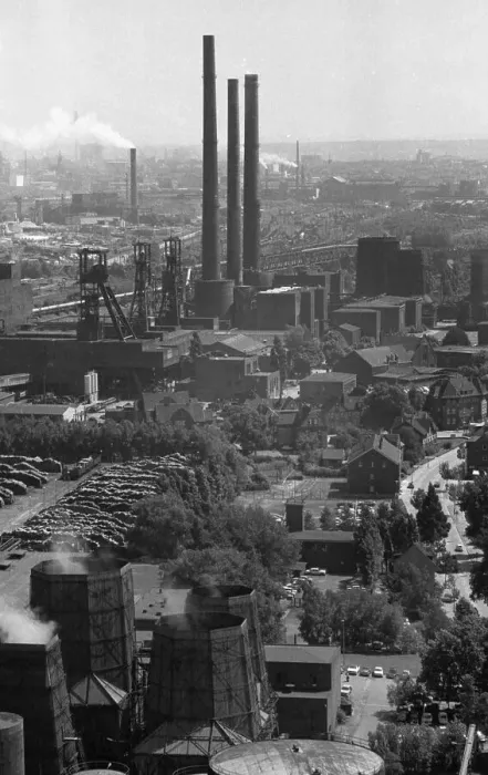 Framed Print : The Hansa colliery in Dortmund from the colliery's coking plant with a view of the colliery grounds on 14