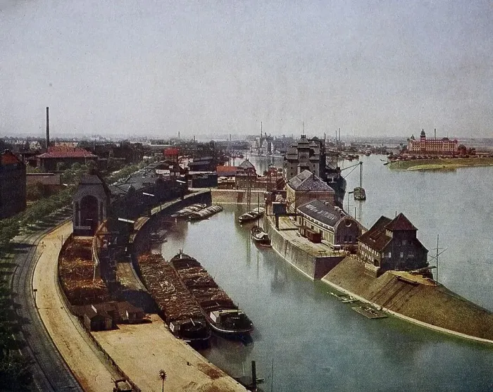 Framed Print : The harbour in Duesseldorf in 1910 Framed Print : The harbour in Duesseldorf in 1910
