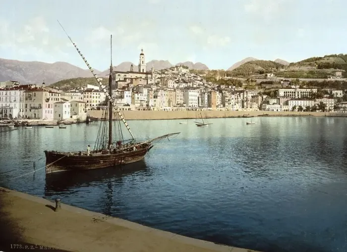 Framed Print : The harbour and old town of Menton on the Riviera