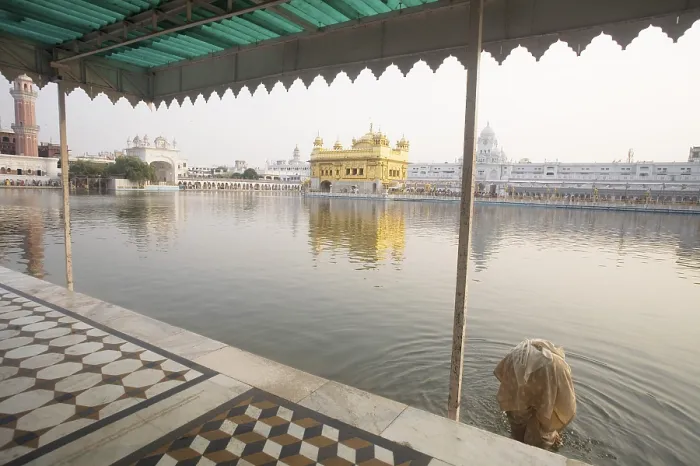 Framed Print : Hari Mandir Sahib, Swarn Mandir Golden temple Framed Print : Hari Mandir Sahib, Swarn Mandir Golden temple
