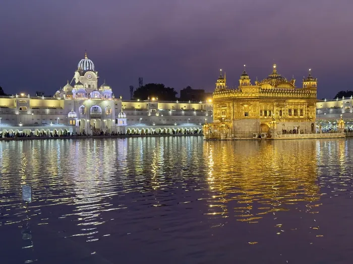 Framed Print : Harmandir Sahib or Hari Mandir (temple of God)